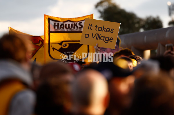 AFL 2025 Second Preliminary Final - Geelong v Hawthorn - A-62892116