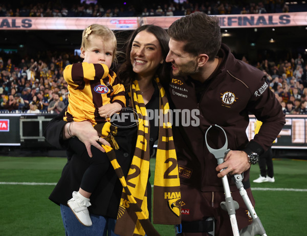 AFL 2025 Second Preliminary Final - Geelong v Hawthorn - A-62897177