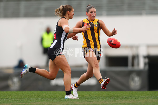 AFLW 2025 Round 06 - Collingwood v Hawthorn - A-62915859