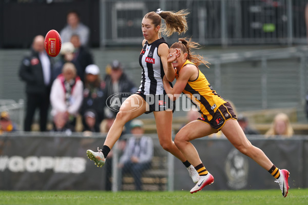 AFLW 2025 Round 06 - Collingwood v Hawthorn - A-62918161