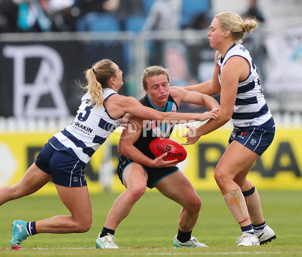 AFLW 2025 Round 06 - Port Adelaide v Geelong - A-62921479