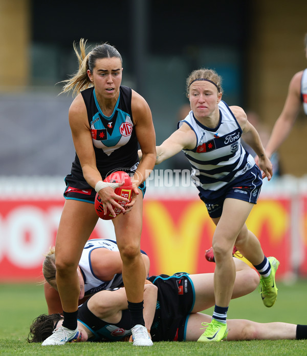 AFLW 2025 Round 06 - Port Adelaide v Geelong - A-62935185