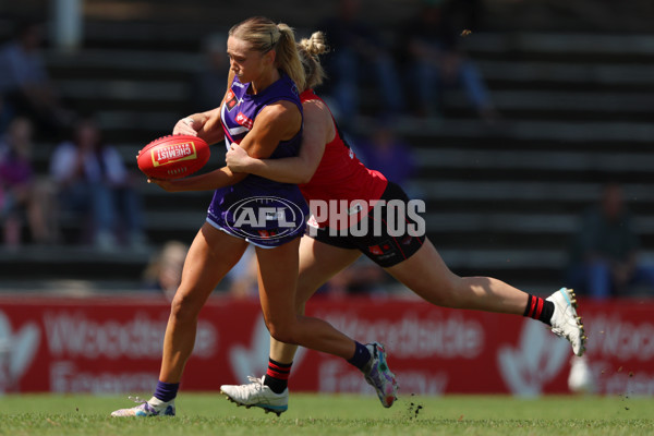 AFLW 2025 Round 06 - Fremantle v Essendon - A-62935193
