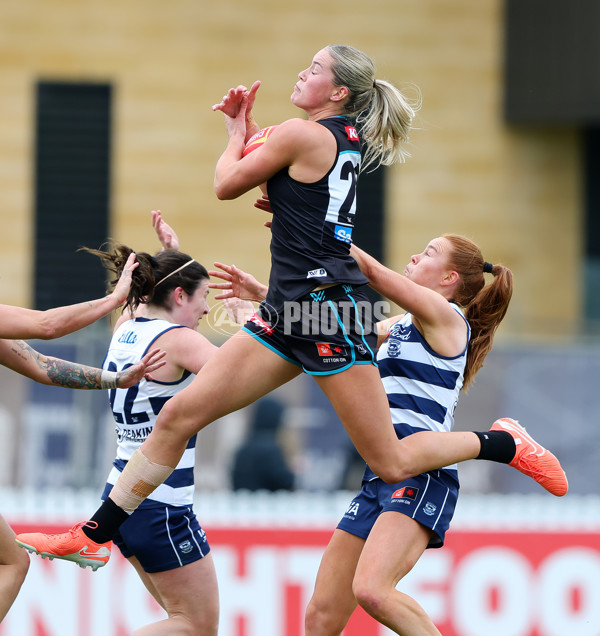 AFLW 2025 Round 06 - Port Adelaide v Geelong - A-62937785