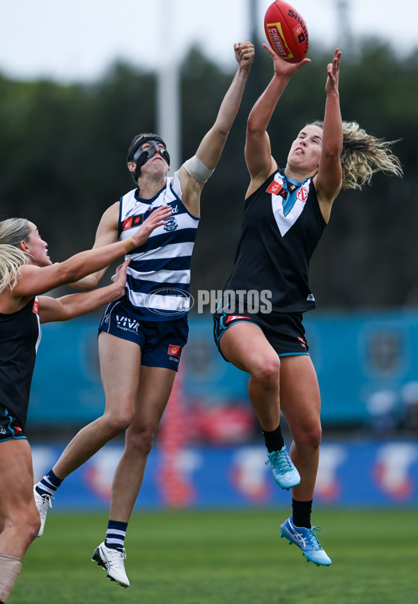 AFLW 2025 Round 06 - Port Adelaide v Geelong - A-62940298