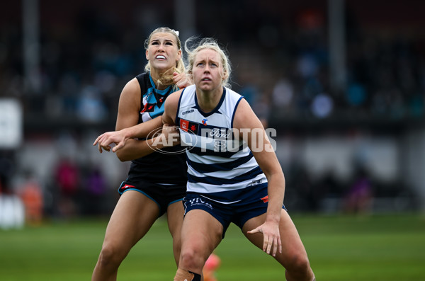 AFLW 2025 Round 06 - Port Adelaide v Geelong - A-62941991