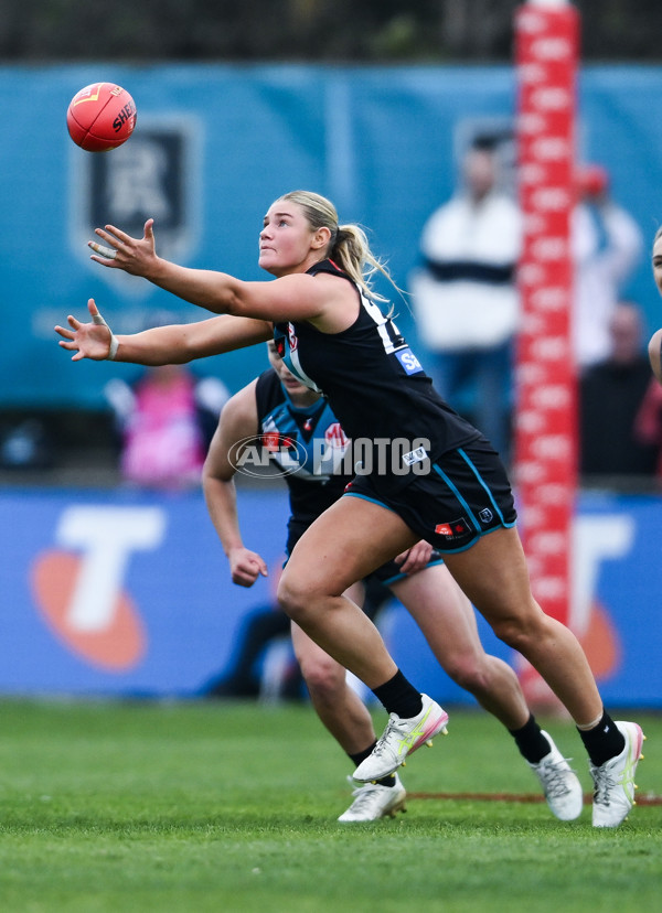 AFLW 2025 Round 06 - Port Adelaide v Geelong - A-62942071