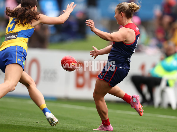 AFLW 2025 Round 06 - Melbourne v West Coast - A-62966057