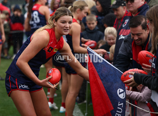 AFLW 2025 Round 06 - Melbourne v West Coast - A-62975037