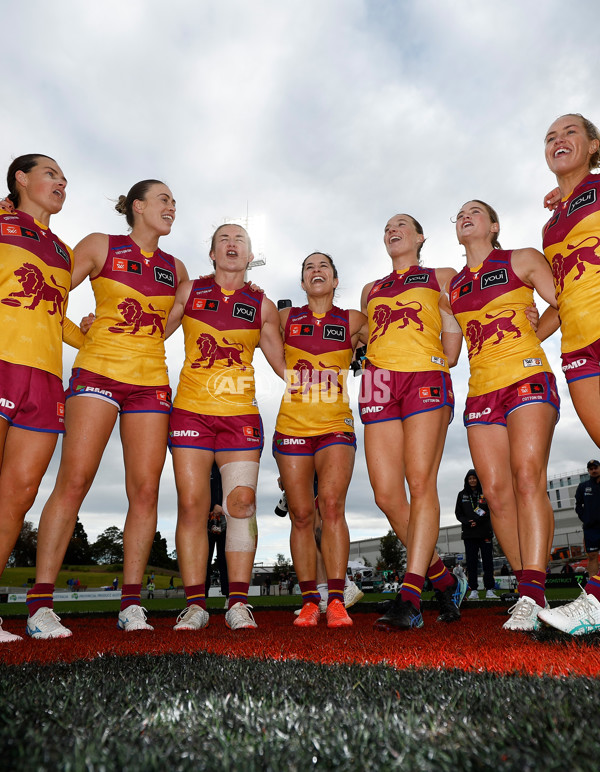 AFLW 2025 Round 06 - Western Bulldogs v Brisbane - A-62983515