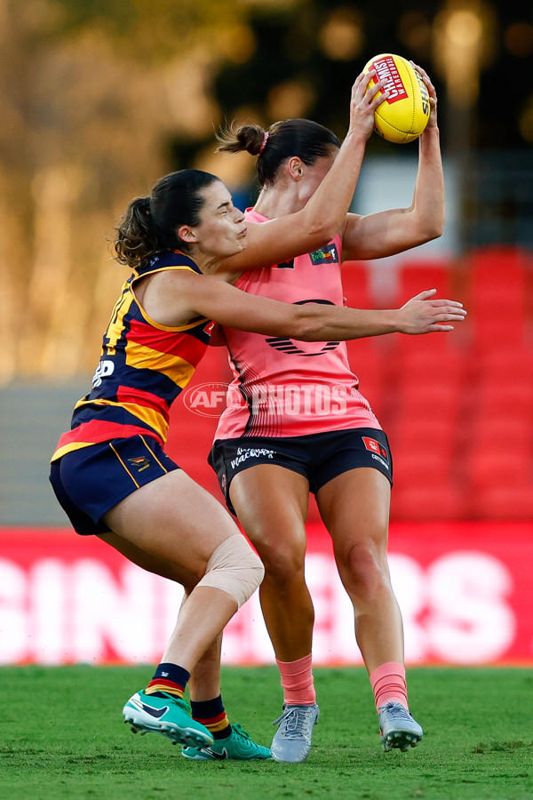 AFLW 2025 Round 06 - Gold Coast v Adelaide - A-62986199