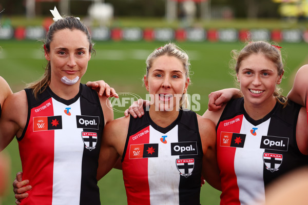 AFLW 2025 Round 06 - St Kilda v Richmond - A-62986944