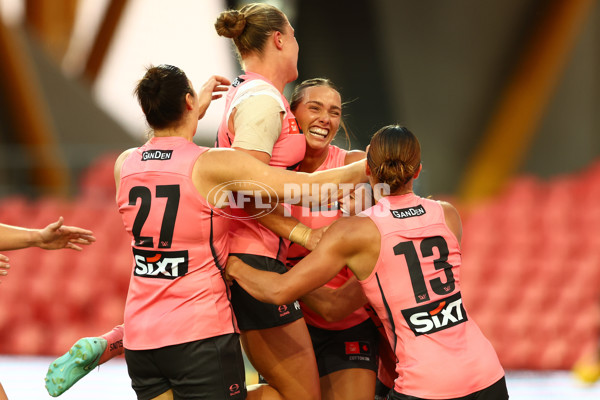 AFLW 2025 Round 06 - Gold Coast v Adelaide - A-62988774