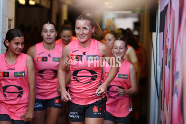 AFLW 2025 Round 06 - Gold Coast v Adelaide - A-62988776