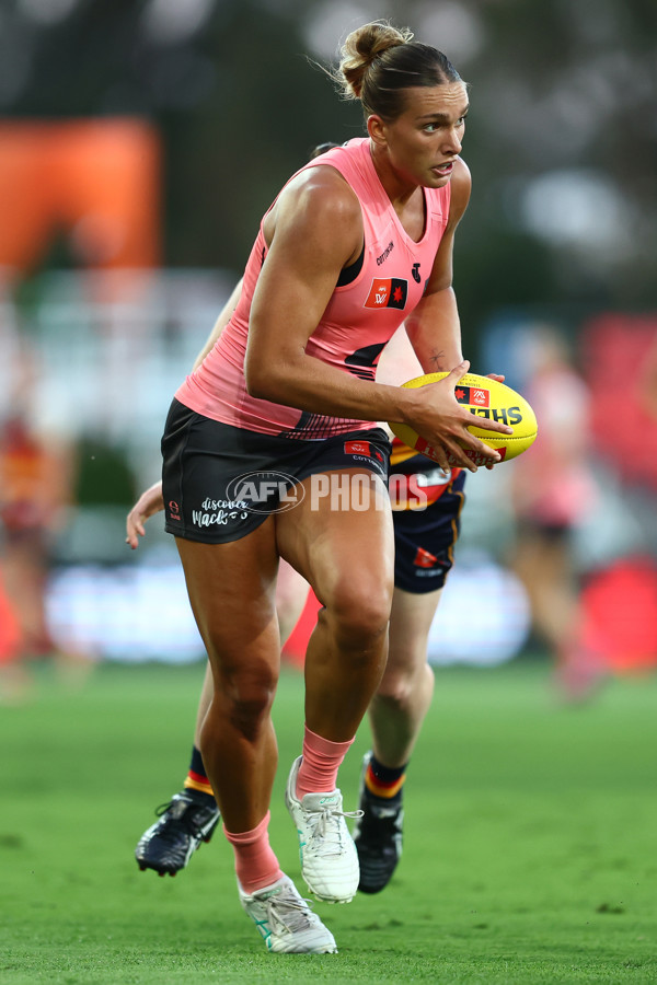 AFLW 2025 Round 06 - Gold Coast v Adelaide - A-62988814