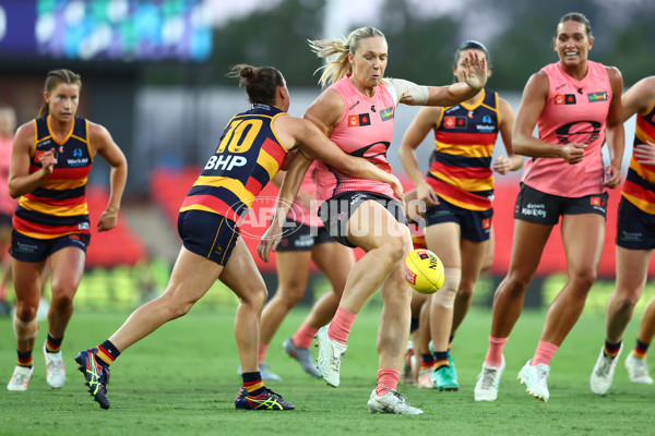 AFLW 2025 Round 06 - Gold Coast v Adelaide - A-62989718