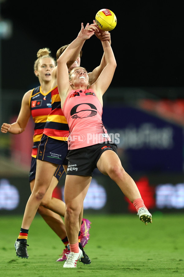 AFLW 2025 Round 06 - Gold Coast v Adelaide - A-62991707