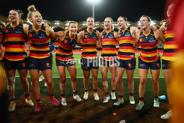 AFLW 2025 Round 06 - Gold Coast v Adelaide - A-62994017