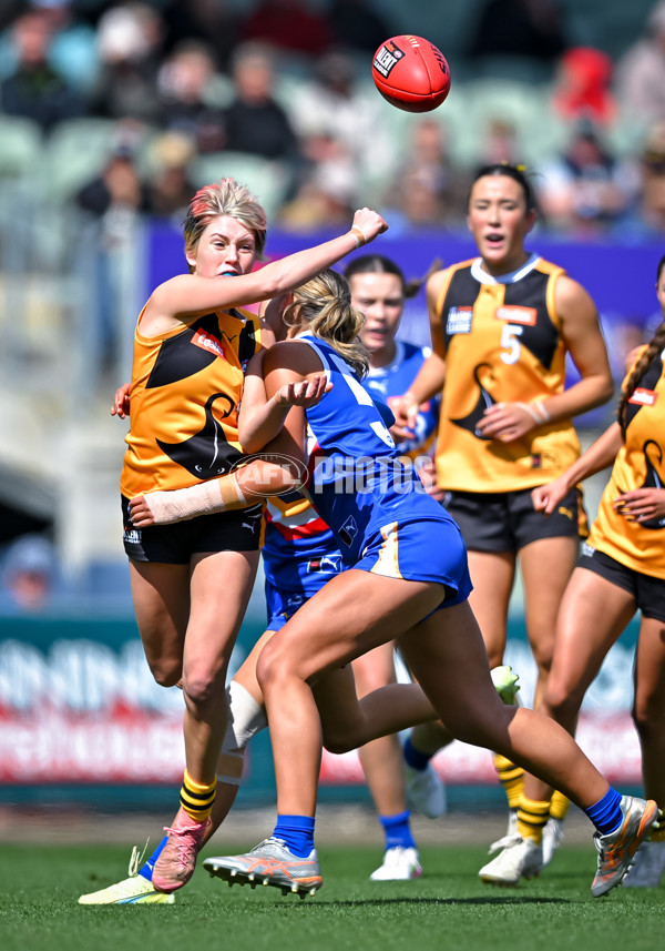 Coates League Girls 2025 Grand Final - Eastern Ranges v Dandenong Stingrays - A-63015929