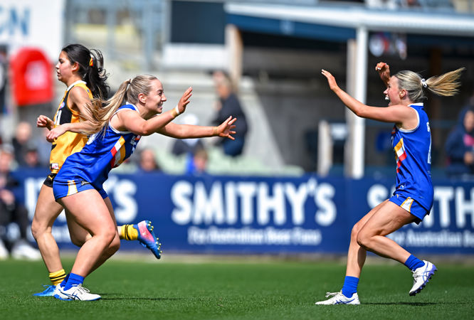 2823 CLGGFERDS200925JS.jpg