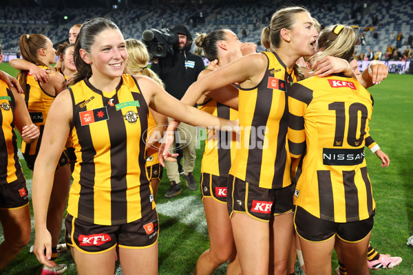 AFLW 2025 Round 07 - Geelong v Hawthorn - A-63060636