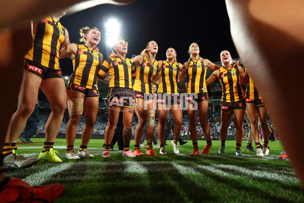 AFLW 2025 Round 07 - Geelong v Hawthorn - A-63060645
