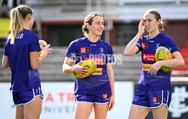 AFLW 2025 Round 07 - Carlton v Fremantle - A-63082153