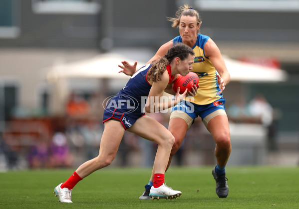 AFLW 2025 Round 07 - Melbourne v Gold Coast - A-63085713