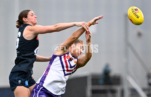 AFLW 2025 Round 07 - Carlton v Fremantle - A-63085749