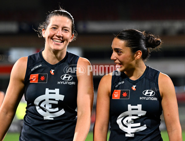 AFLW 2025 Round 07 - Carlton v Fremantle - A-63088855