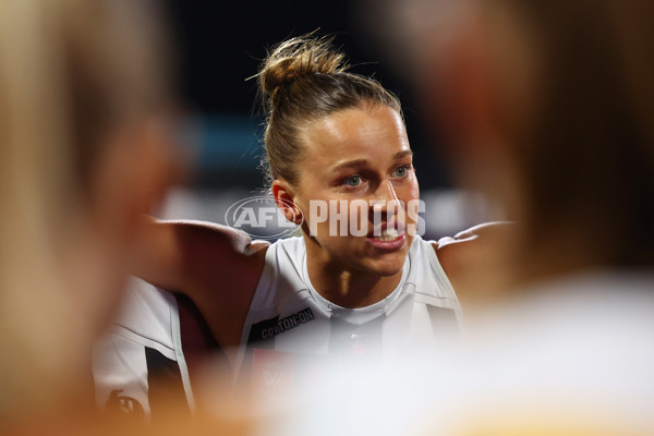 AFLW 2025 Round 07 - Western Bulldogs v Collingwood - A-63088879