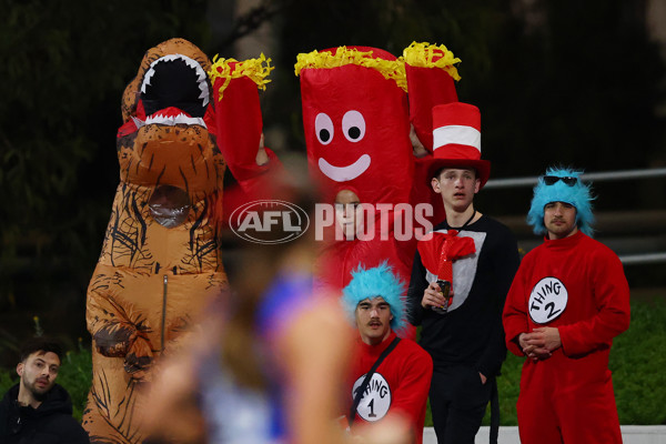 AFLW 2025 Round 07 - Western Bulldogs v Collingwood - A-63088886