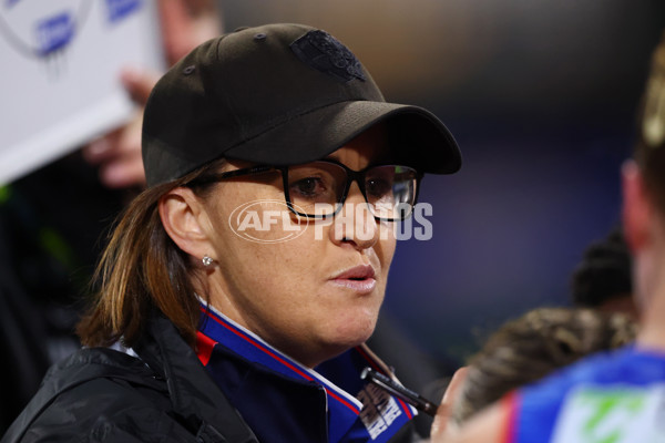 AFLW 2025 Round 07 - Western Bulldogs v Collingwood - A-63088908
