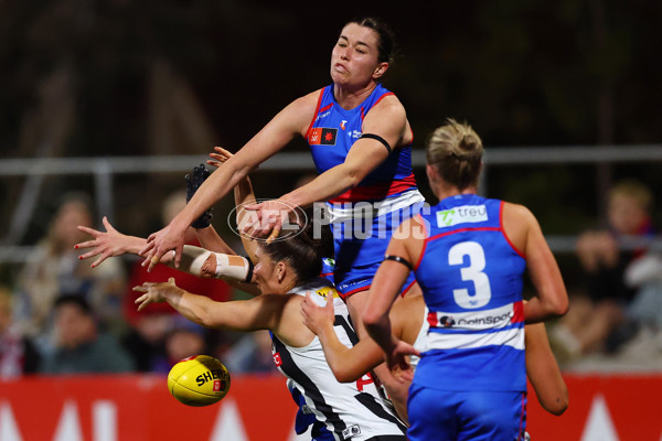 AFLW 2025 Round 07 - Western Bulldogs v Collingwood - A-63090375