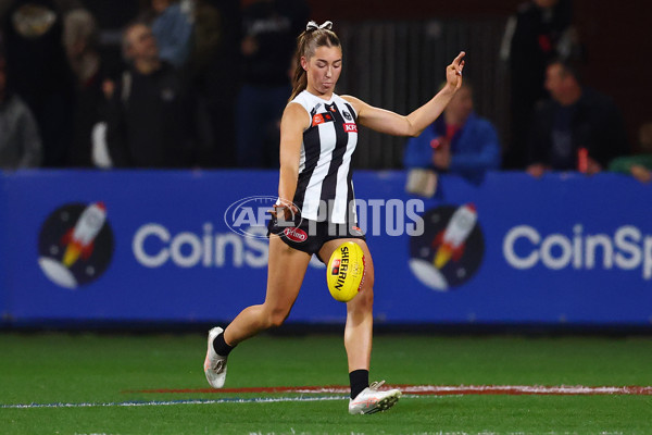 AFLW 2025 Round 07 - Western Bulldogs v Collingwood - A-63090381