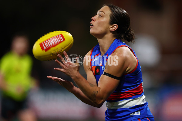 AFLW 2025 Round 07 - Western Bulldogs v Collingwood - A-63090411