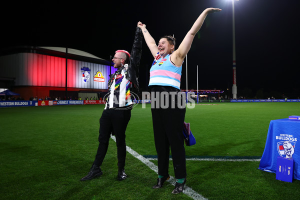 AFLW 2025 Round 07 - Western Bulldogs v Collingwood - A-63090425