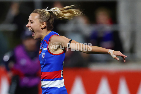 AFLW 2025 Round 07 - Western Bulldogs v Collingwood - A-63092010