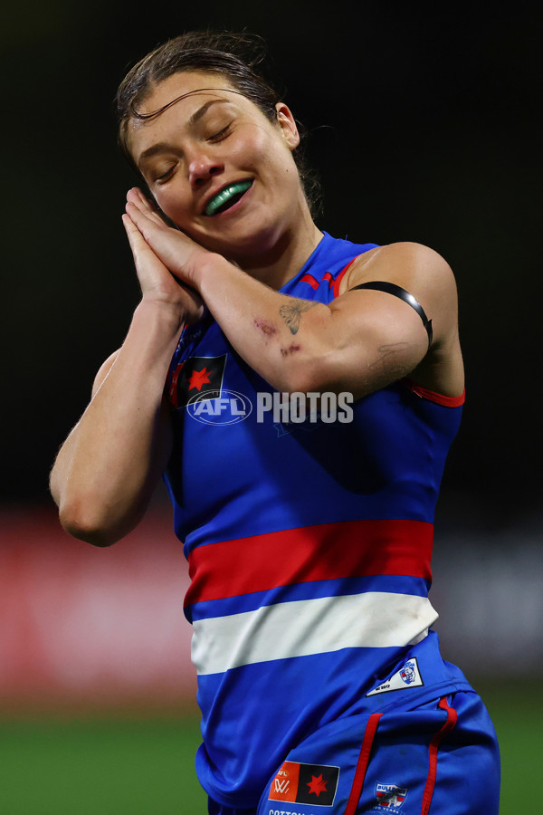 AFLW 2025 Round 07 - Western Bulldogs v Collingwood - A-63092019