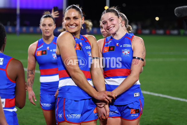 AFLW 2025 Round 07 - Western Bulldogs v Collingwood - A-63092047