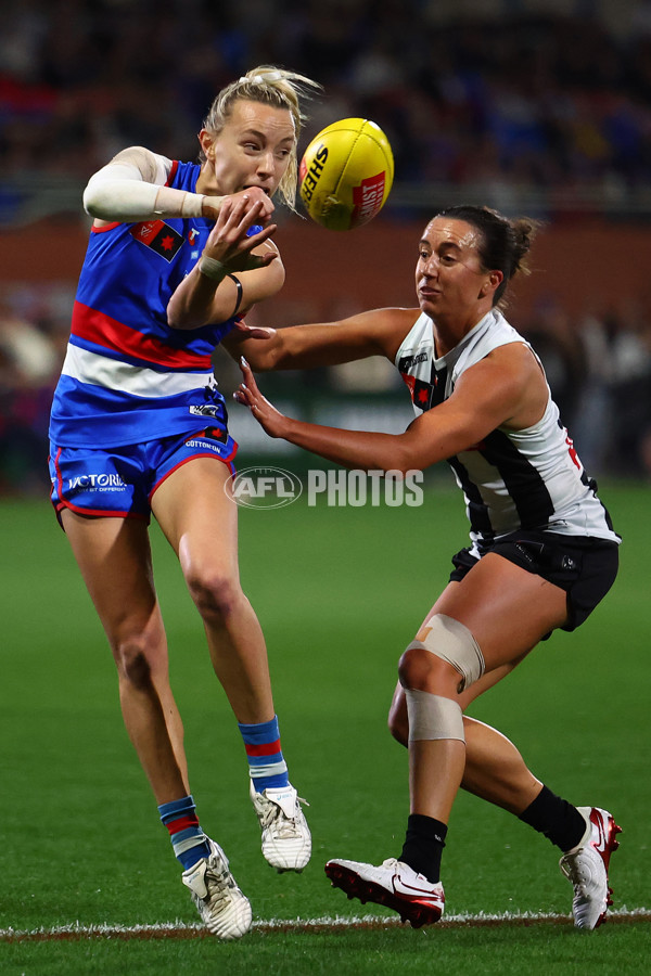AFLW 2025 Round 07 - Western Bulldogs v Collingwood - A-63092056