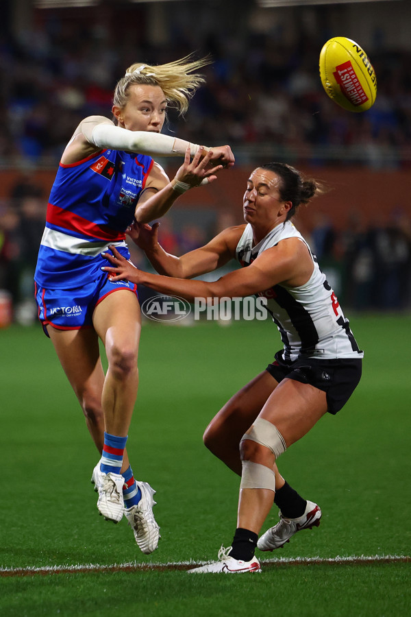 AFLW 2025 Round 07 - Western Bulldogs v Collingwood - A-63092059