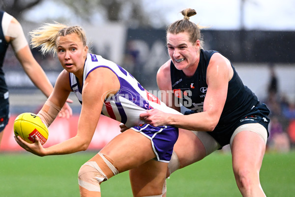 AFLW 2025 Round 07 - Carlton v Fremantle - A-63092069