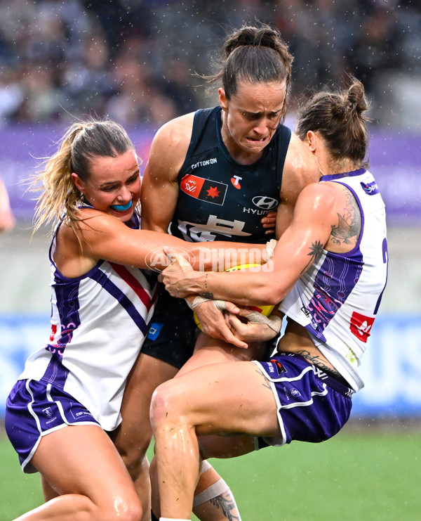 AFLW 2025 Round 07 - Carlton v Fremantle - A-63093129