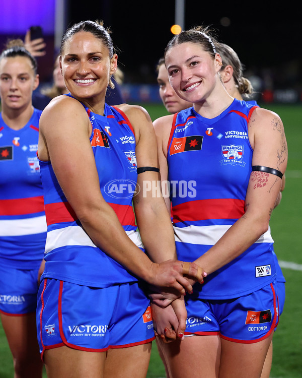 AFLW 2025 Round 07 - Western Bulldogs v Collingwood - A-63093132