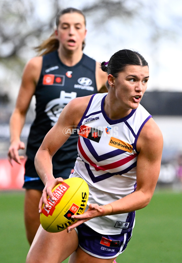 AFLW 2025 Round 07 - Carlton v Fremantle - A-63093182