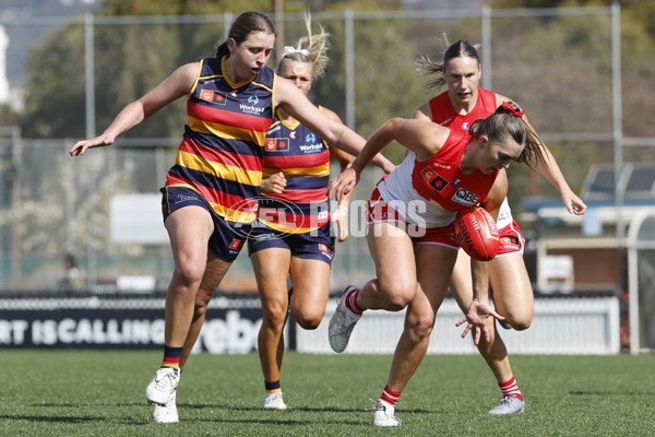 AFLW 2025 Round 07 - Adelaide v Sydney - A-63180541
