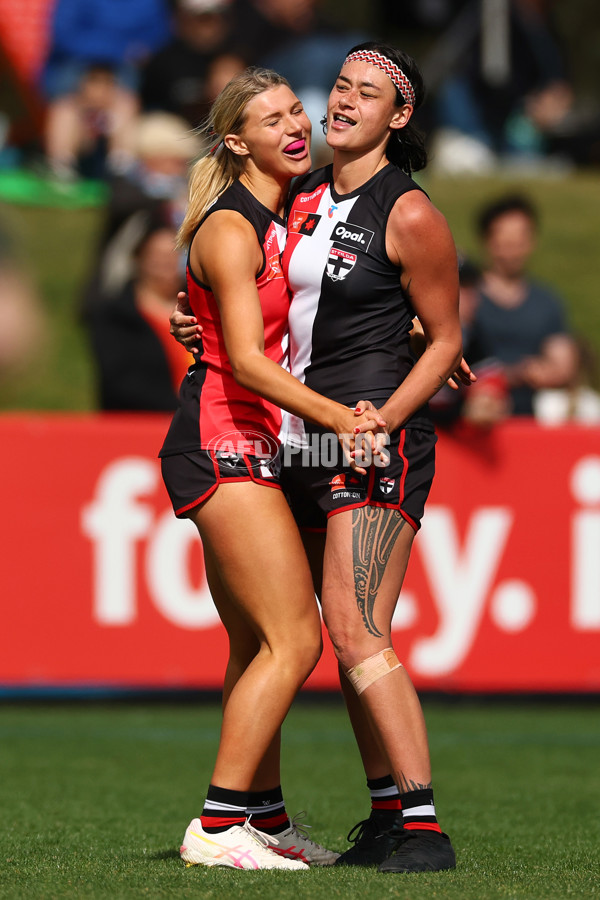 AFLW 2025 Round 07 - St Kilda v Port Adelaide - A-63182889
