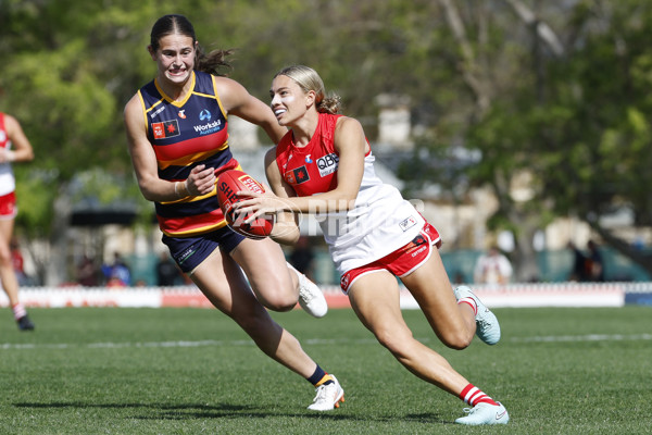 AFLW 2025 Round 07 - Adelaide v Sydney - A-63182894