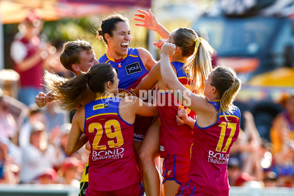AFLW 2025 Round 07 - Brisbane v Richmond - A-63185747